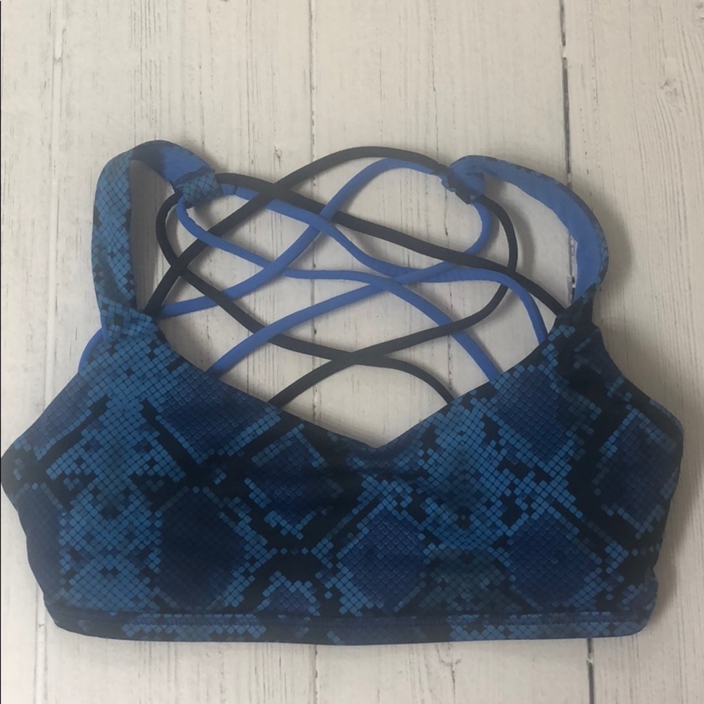 Lululemon free to be wild bra